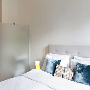 Double Room Shower